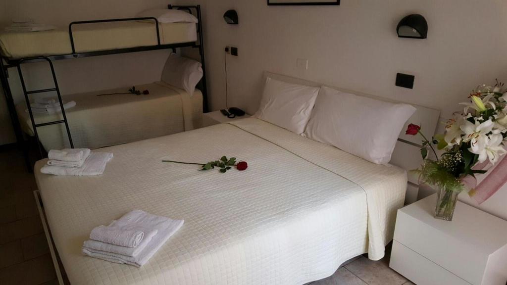 Hotel Galileo Римини Экстерьер фото